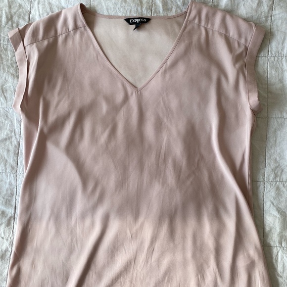 Express blush pink short sleeve blouse - Picture 1 of 6